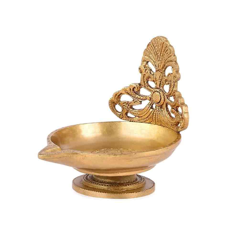 Brass Pooja Lamp Diya for Puja, Diwali Decoration & Home Décor – 4.5 Inch Golden Traditional Oil Deepak | Handcrafted Religious Gift for Temple, Office, Daily Worship & Festive Rituals